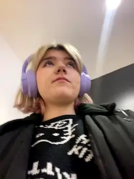 Snapshot of Baby__Naughty chatting on 6, 12, 2024 Baby Naughty online show from 6, 12, 2024