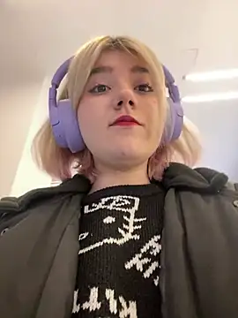 Snapshot of Baby__Naughty chatting on 12, 12, 2024 Baby Naughty online show from 12, 12, 2024