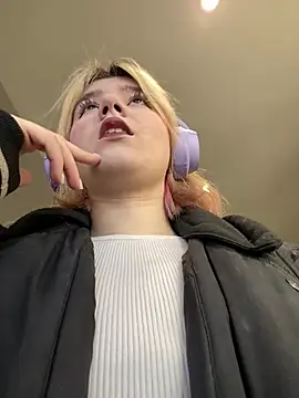 Snapshot of Baby__Naughty chatting on 23, 3, 2025 Baby Naughty online show from 23, 3, 2025