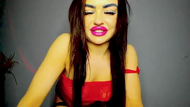 Snapshot of aishahottie chatting on 8, 3, 2025 aishahottie online show from 8, 3, 2025