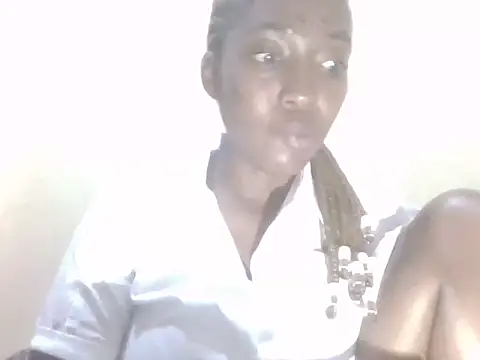 Snapshot of Sexxy_bre chatting on 4, 11, 2025 Sexxy bre online show from 4, 11, 2025