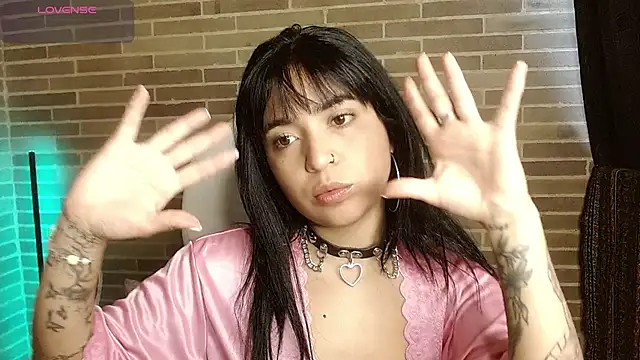 helenacyruss online show from 17, 1, 2026