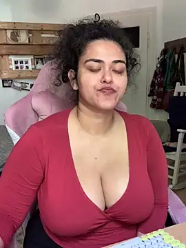 Curvydesifromgermany online show from 11, 6, 2026