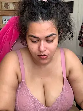 Curvydesifromgermany online show from 26, 6, 2026