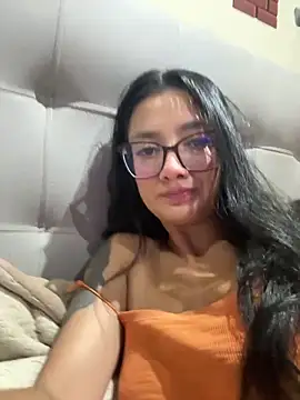Snapshot of mariiana-diaz chatting on 22, 3, 2026 mariiana-diaz online show from 22, 3, 2026