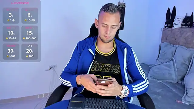 Damon Bakert online show from 8, 10, 2025