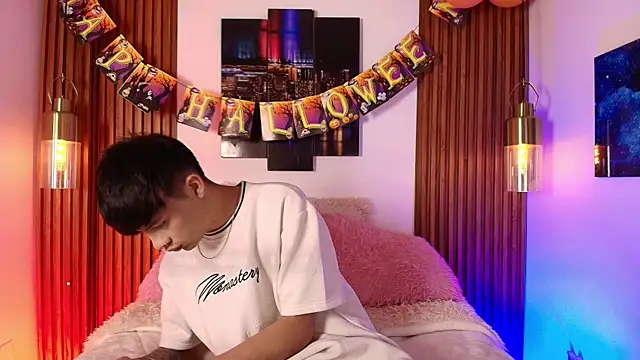 Steev Novoa online show from 24, 10, 2025