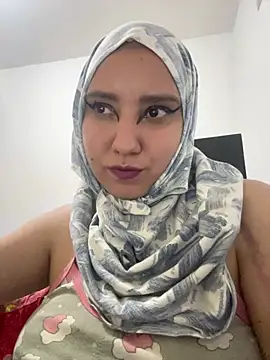 Snapshot of hannahayat chatting on 23, 4, 2026 hannahayat online show from 23, 4, 2026