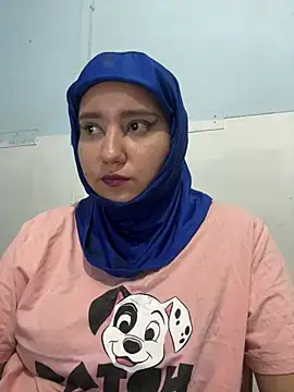 Snapshot of hannahayat chatting on 2, 7, 2026 hannahayat online show from 2, 7, 2026