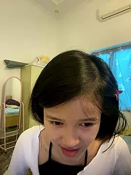 Snapshot of thithi8369 chatting on 6, 12, 2024 thithi8369 online show from 6, 12, 2024