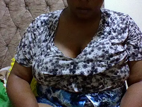 zoey10 online show from 15, 9, 2025