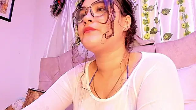 Chanelle  online show from 14, 11, 2025