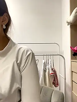 AnaWest online show from 16, 9, 2025