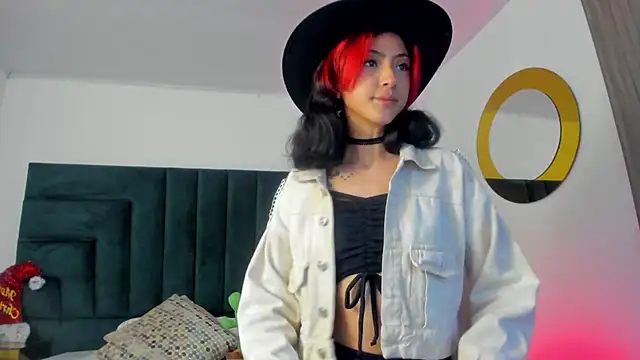 Snapshot of BonnieCute_ chatting on 26, 12, 2024 BonnieCute online show from 26, 12, 2024