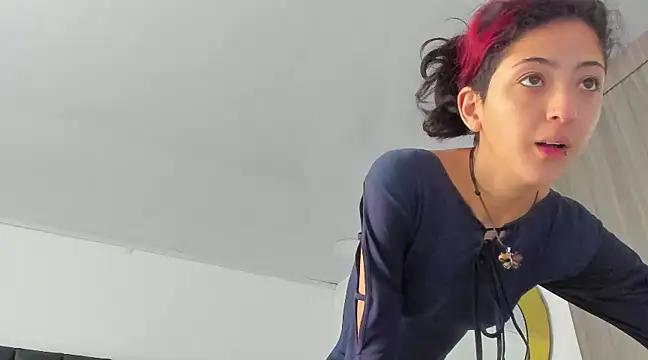 Snapshot of BonnieCute_ chatting on 22, 2, 2025 BonnieCute online show from 22, 2, 2025