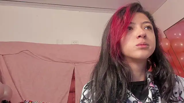 Snapshot of BonnieCute_ chatting on 11, 3, 2025 BonnieCute online show from 11, 3, 2025