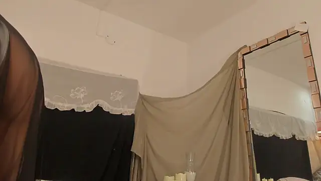 Snapshot of BonnieCute_ chatting on 18, 9, 2025 BonnieCute online show from 18, 9, 2025