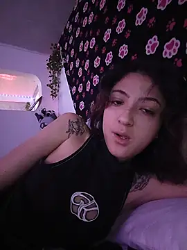 Snapshot of BonnieCute_ chatting on 18, 7, 2026 BonnieCute online show from 18, 7, 2026