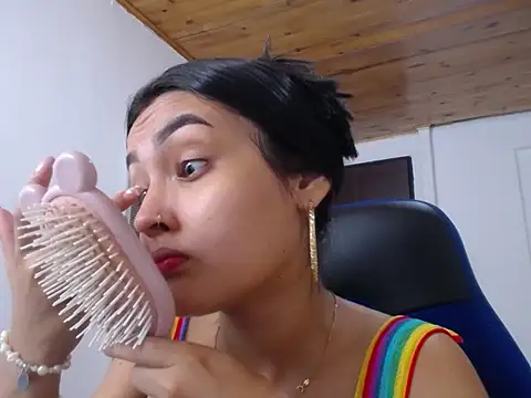 antonella sweetlittle online show from 4, 10, 2025