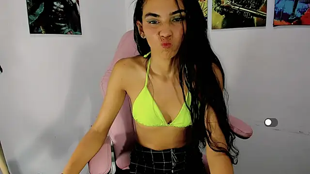 Evelin shy online show from 9, 11, 2025