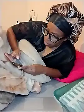 madamsensuale online show from 20, 12, 2025