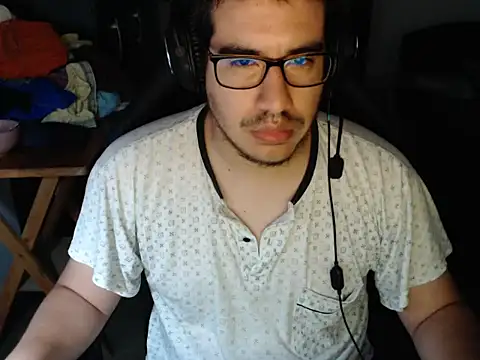 thealfawolf01 online show from 8, 1, 2025