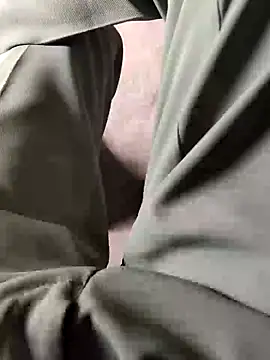 Snapshot of cumshotboy01 chatting on 1, 1, 2025 cumshotboy01 online show from 1, 1, 2025