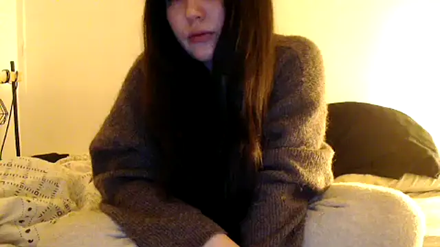 Snapshot of Lynylou chatting on 3, 12, 2024 Lynylou online show from 3, 12, 2024