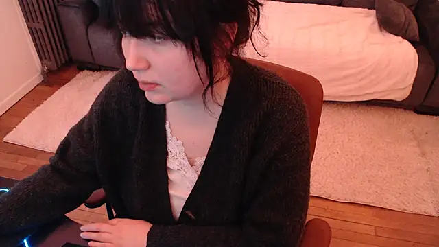 Snapshot of Lynylou chatting on 26, 1, 2025 Lynylou online show from 26, 1, 2025
