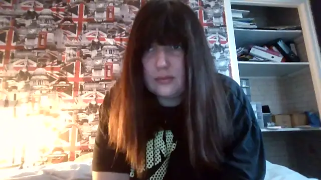 Snapshot of Lynylou chatting on 26, 9, 2025 Lynylou online show from 26, 9, 2025