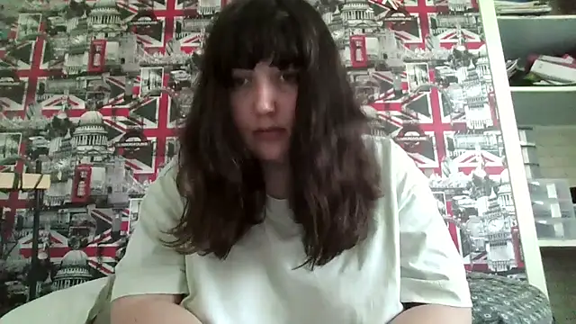 Snapshot of Lynylou chatting on 29, 9, 2025 Lynylou online show from 29, 9, 2025