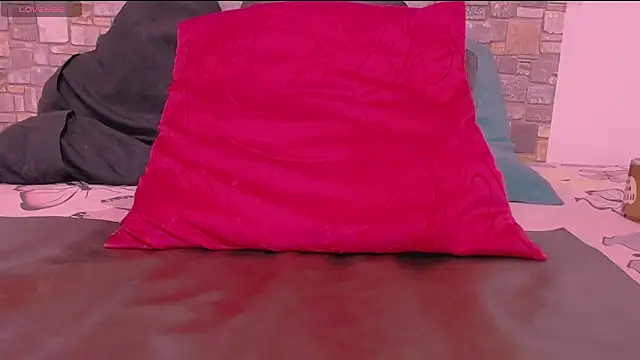 CrazyRousex online show from 10, 1, 2025