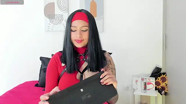 Snapshot of SeleneClark chatting on 30, 10, 2025 SeleneClark online show from 30, 10, 2025