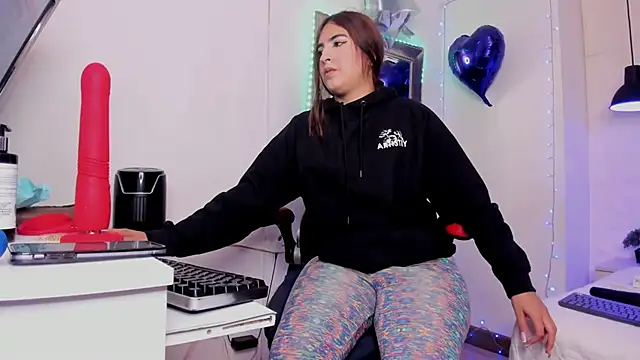 angel hardy dl online show from 13, 2, 2025