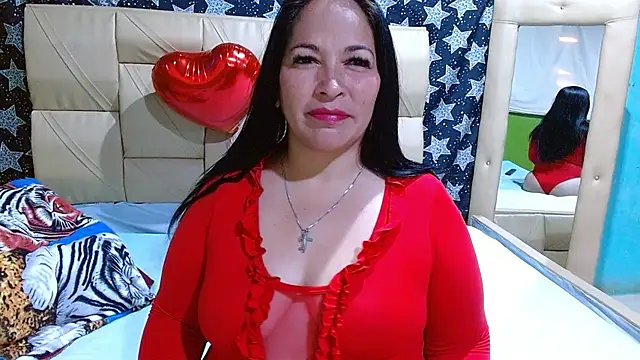 Stefanny Taylor  online show from 14, 2, 2026