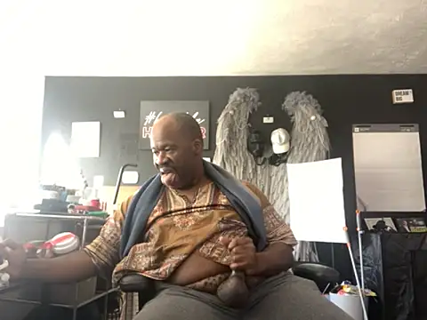 Snapshot of bigshh8 chatting on 6, 2, 2026 bigshh8 online show from 6, 2, 2026