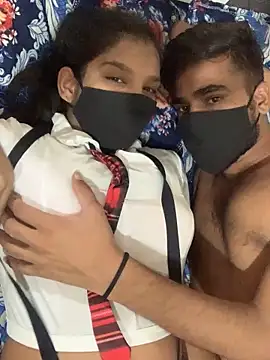 Snapshot of hottiess69 chatting on 19, 9, 2025 hottiess69 online show from 19, 9, 2025