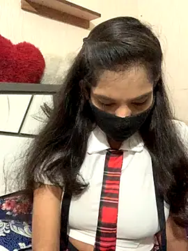 Snapshot of hottiess69 chatting on 13, 10, 2025 hottiess69 online show from 13, 10, 2025