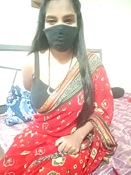 Snapshot of hottiess69 chatting on 4, 3, 2026 hottiess69 online show from 4, 3, 2026