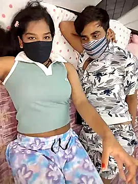 Snapshot of hottiess69 chatting on 11, 4, 2026 hottiess69 online show from 11, 4, 2026