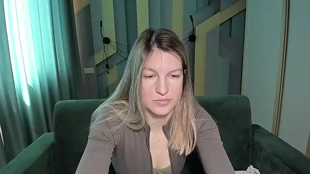 EmilyWalkeri online show from 24, 4, 2026