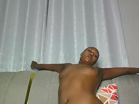 Snapshot of sexy_barbie2024 chatting on 22, 10, 2025 sexy barbie2024 online show from 22, 10, 2025