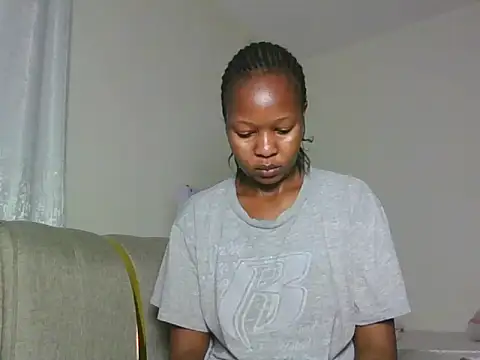 Snapshot of sexy_barbie2024 chatting on 25, 10, 2025 sexy barbie2024 online show from 25, 10, 2025