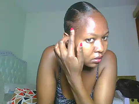 Snapshot of sexy_barbie2024 chatting on 6, 11, 2025 sexy barbie2024 online show from 6, 11, 2025