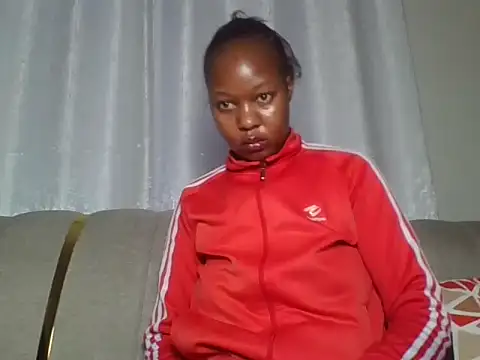 Snapshot of sexy_barbie2024 chatting on 18, 11, 2025 sexy barbie2024 online show from 18, 11, 2025