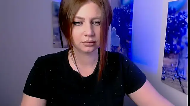 Lizzy Love online show from 11, 2, 2026