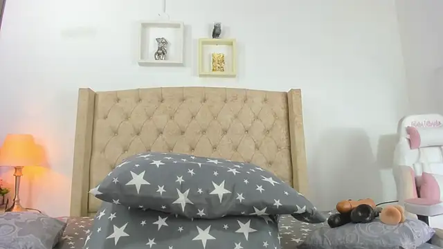 allisson m online show from 10, 2, 2025