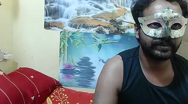 Snapshot of Cutehornycouples chatting on 5, 12, 2024 Cutehornycouples online show from 5, 12, 2024