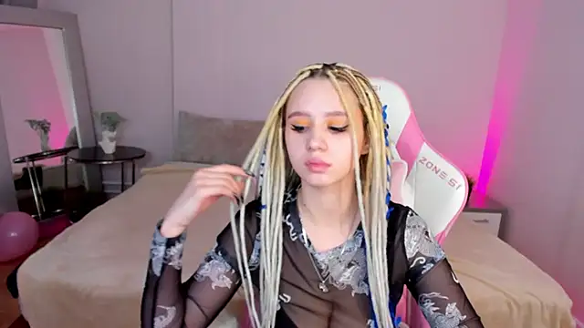 Snapshot of Valerie_Woods chatting on 9, 12, 2024 Valerie Woods online show from 9, 12, 2024