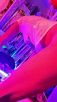 gurlnips online show from 11, 9, 2025